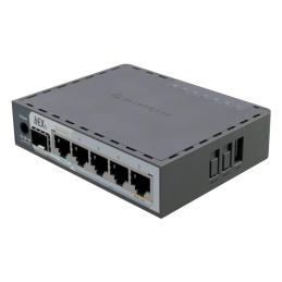 Mikrotik E60iUGS hEX Router 5xGbE PoE-I/O 1x2.5SFP Mikrotik E60iUGS hEX Router 5xGbE PoE-I/O 1x2.5SFP