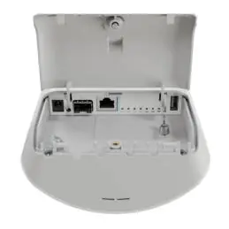 MikroTik mANTBox ax 15s WiFi6 1xGbE 1x2.5G SFP Out MikroTik mANTBox ax 15s WiFi6 1xGbE 1x2.5G SFP Out